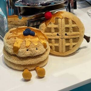 AUTHENTIC Jellycat NYC DINER waffle and pancake bundle